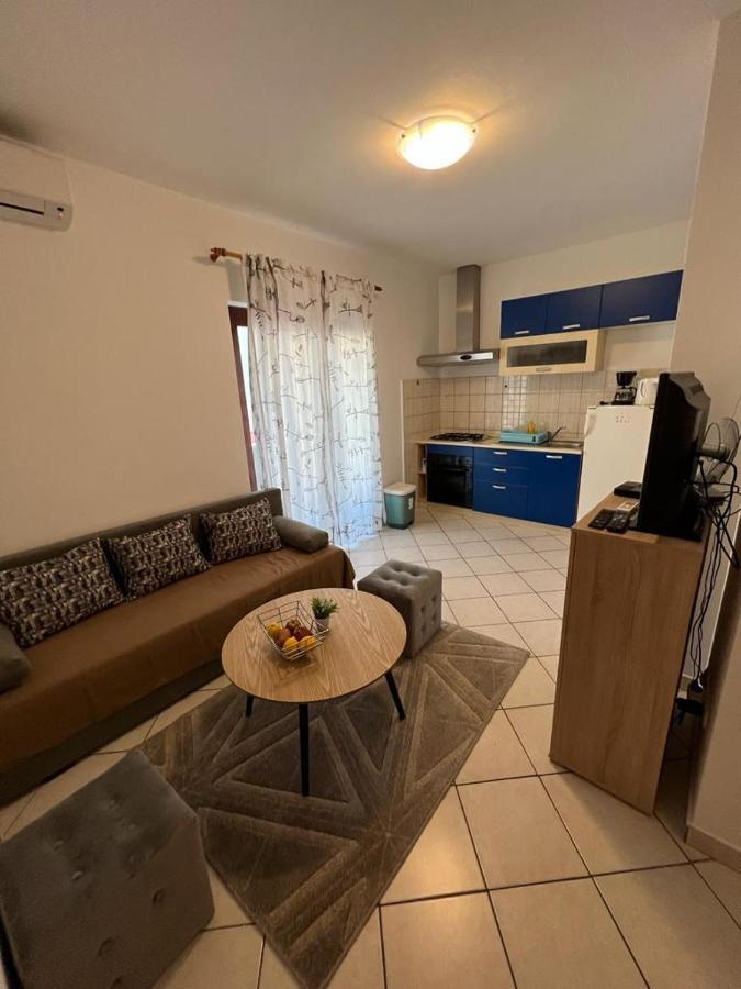 Guest House Karevic Hvar Town Exterior photo